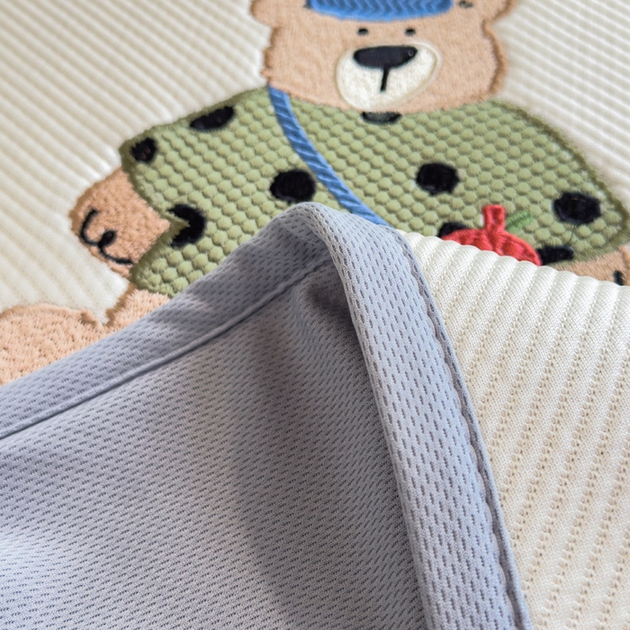 91家纺网 家纺一手货源 找家纺 眠多宝 2025新款凉豆豆学生宿舍用床席床笠可水洗凉席 床席床笠--床席款（绣花款） 呆酱熊