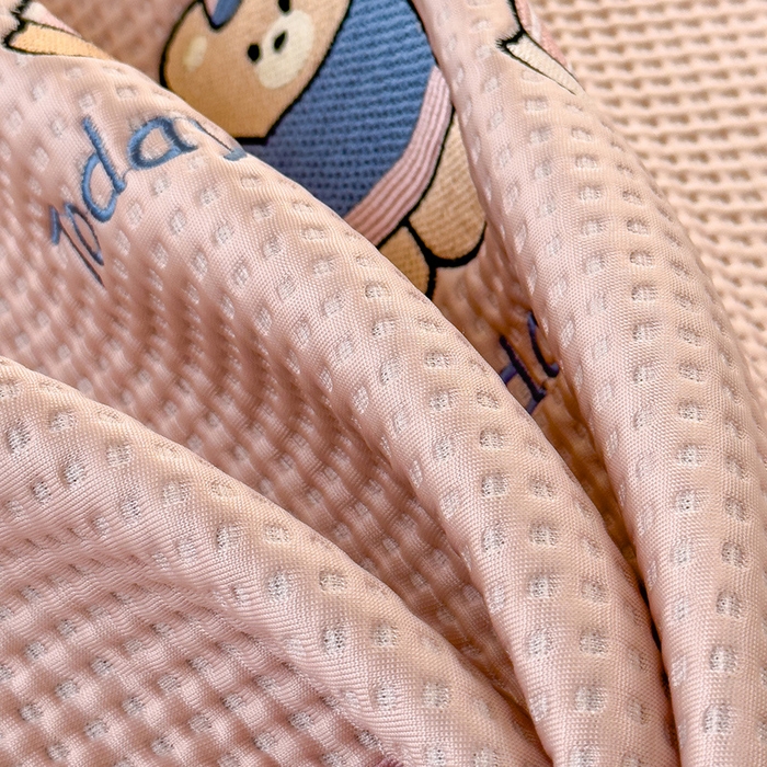 91家纺网 家纺一手货源 找家纺 眠多宝 2025新款凉豆豆学生宿舍用床席床笠可水洗凉席 床席床笠--床席款（绣花款） 米兜米兜-粉