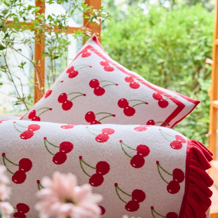 91家纺网 家纺一手货源 找家纺 暖绵绵2025新款抱枕毯子抱枕套-奇芮系列 奇芮-圆柱枕