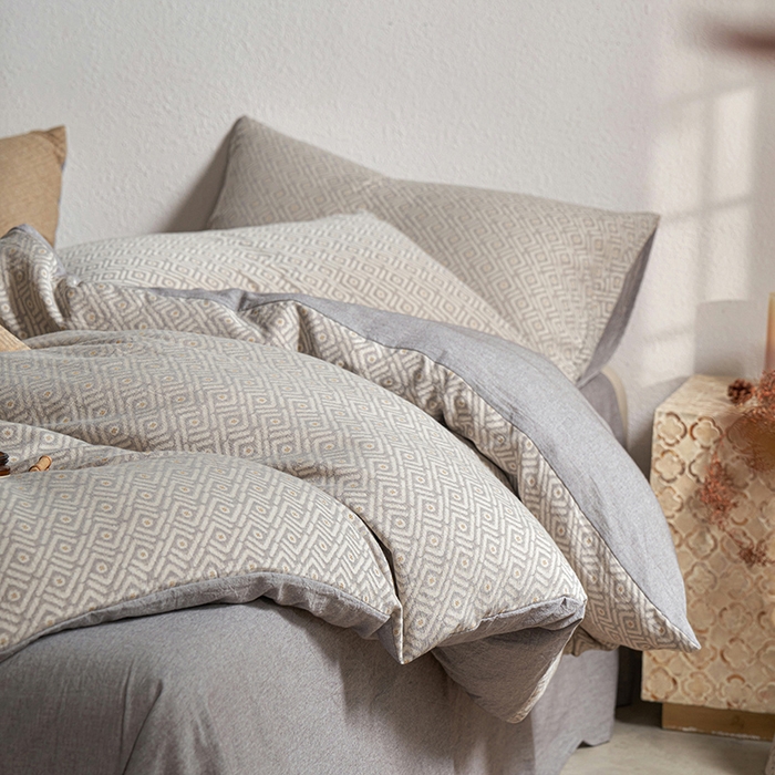 91家纺网 家纺一手货源 找家纺 三朵家纺 2025新款全棉纯棉水洗棉色织提花四件套 眉景-灰