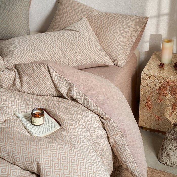 91家纺网 家纺一手货源 找家纺 三朵家纺 2025新款全棉纯棉水洗棉色织提花四件套 眉景-卡其