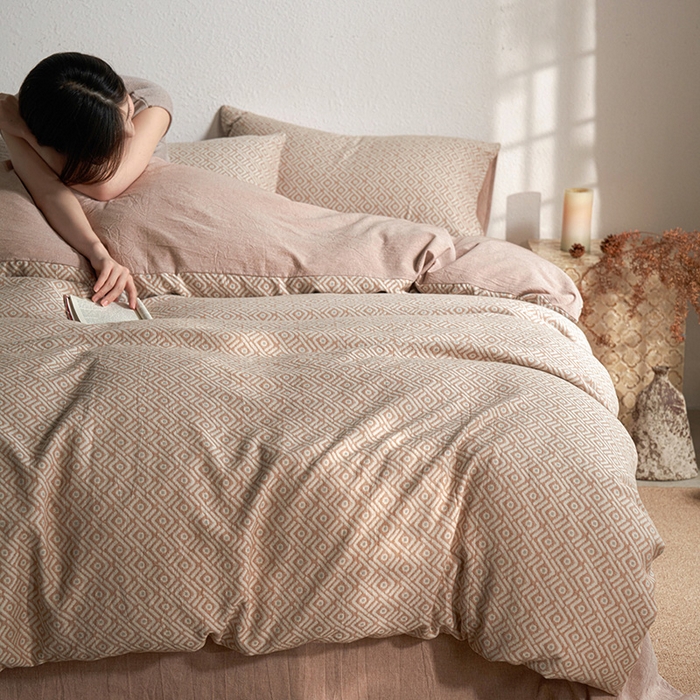 91家纺网 家纺一手货源 找家纺 三朵家纺 2025新款全棉纯棉水洗棉色织提花四件套 眉景-卡其