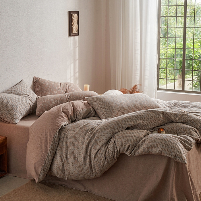 91家纺网 家纺一手货源 找家纺 三朵家纺 2025新款全棉纯棉水洗棉色织提花四件套 微纳