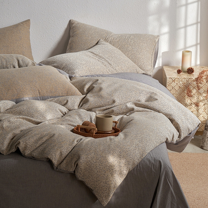 91家纺网 家纺一手货源 找家纺 三朵家纺 2025新款全棉纯棉水洗棉色织提花四件套 薇雨