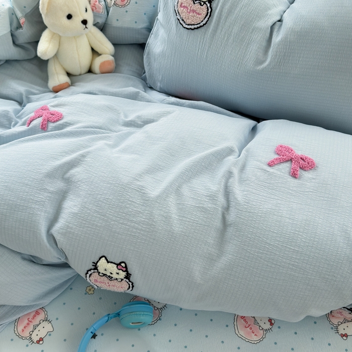 91家纺网 家纺一手货源 找家纺 三元色 2025新款云感毛巾绣四件套 爱心猫咪-蓝