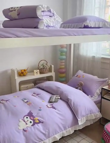 91家纺网 家纺一手货源 找家纺 雨菲家纺 2025新款学生季水洗棉毛巾绣花荷叶花边三件套四件套床单床笠款 米米兔紫