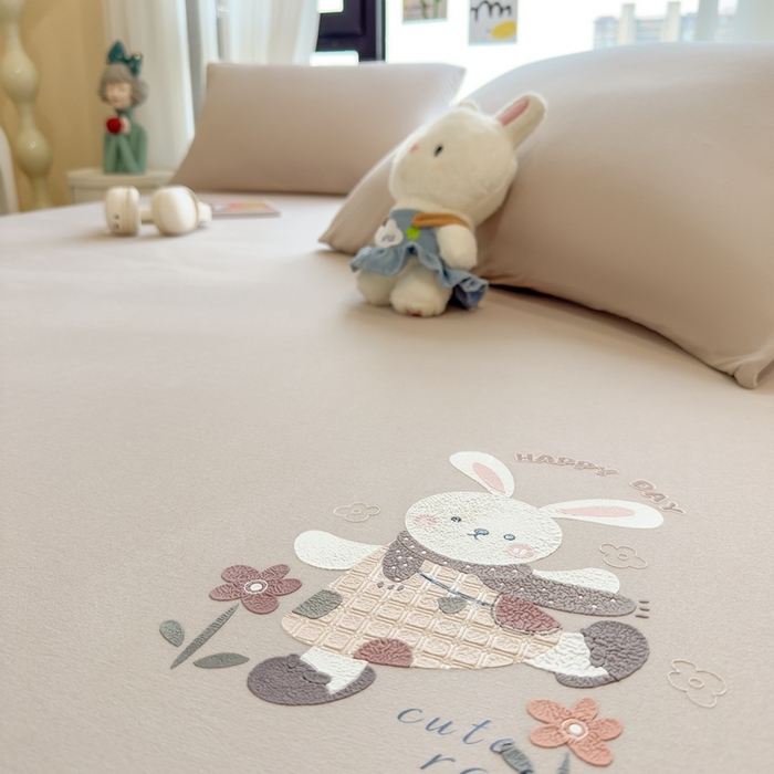 91家纺网 家纺一手货源 找家纺 米菲 2025新款高密针织棉印花床笠-梦幻 梦幻--卡其色