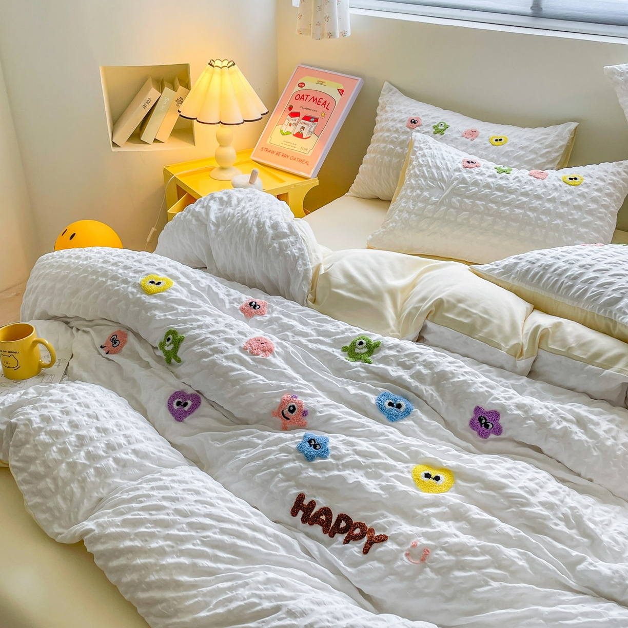 91家纺网 家纺一手货源 找家纺 千希家纺 2025新款高克重超柔泡泡纱毛巾绣泡芙精灵系列四件套 泡芙精灵-月牙白