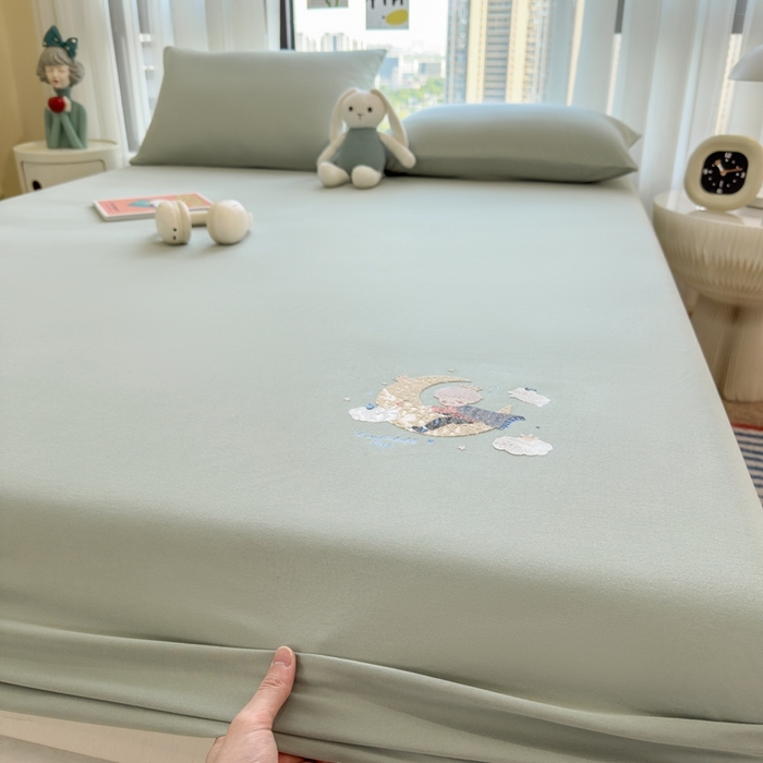 91家纺网 家纺一手货源 找家纺 米菲 2025新款高密针织棉印花床笠-梦幻 梦幻--苹果绿