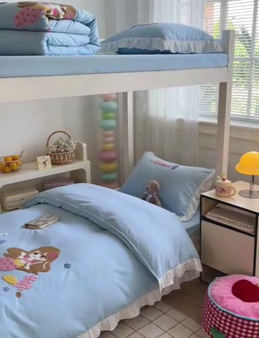 91家纺网 家纺一手货源 找家纺 雨菲家纺 2025新款学生季水洗棉毛巾绣花荷叶花边三件套四件套床单床笠款 美人鱼蓝