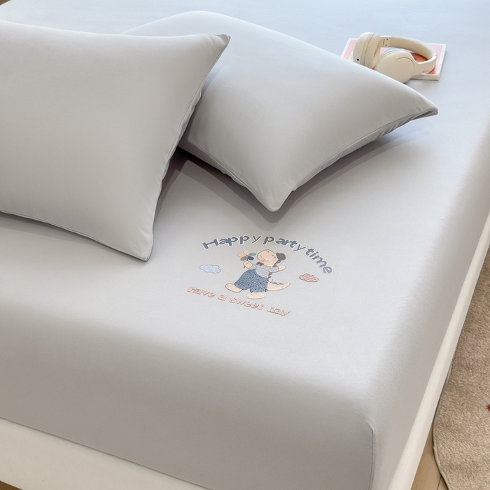 91家纺网 家纺一手货源 找家纺 米菲 2025新款高密针织棉印花床笠-梦幻 梦幻--高级灰