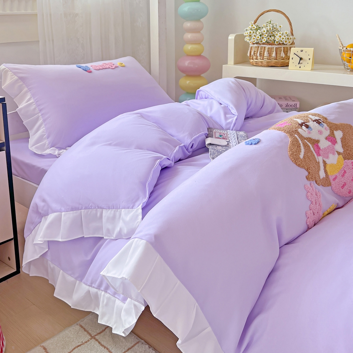 91家纺网 家纺一手货源 找家纺 雨菲家纺 2025新款学生季水洗棉毛巾绣花荷叶花边三件套四件套床单床笠款 美人鱼紫