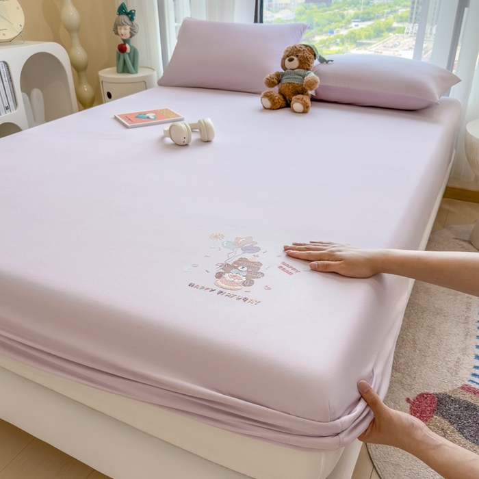 91家纺网 家纺一手货源 找家纺 米菲 2025新款高密针织棉印花床笠-梦幻 梦幻--香芋紫