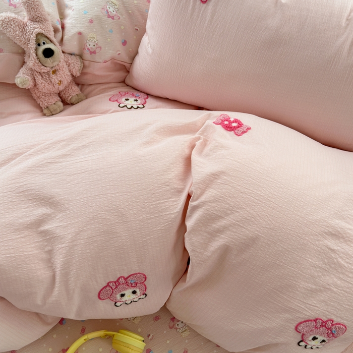 91家纺网 家纺一手货源 找家纺 三元色 2025新款云感毛巾绣四件套 糖果小美