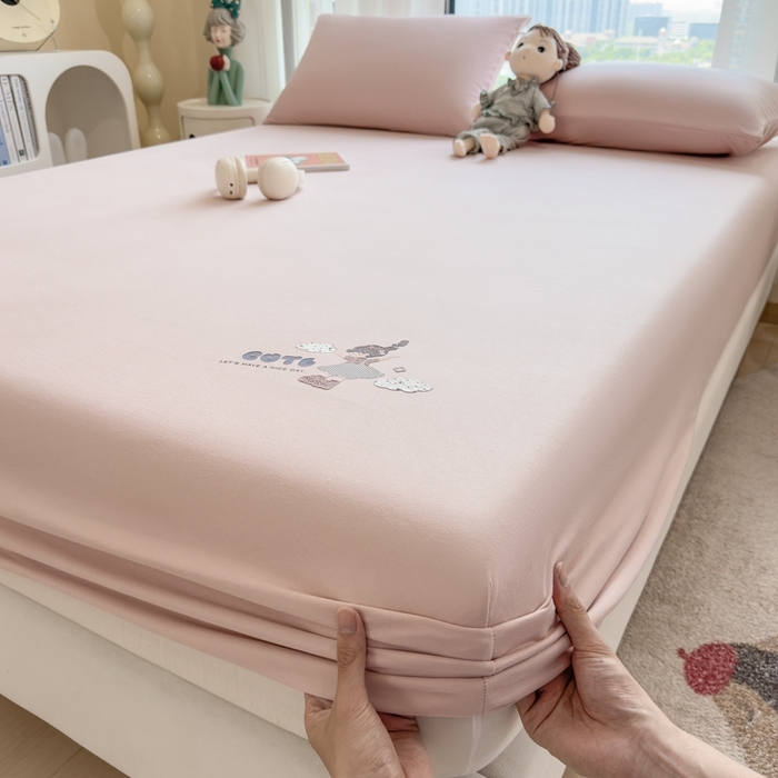 91家纺网 家纺一手货源 找家纺 米菲 2025新款高密针织棉印花床笠-梦幻 梦幻--少女粉