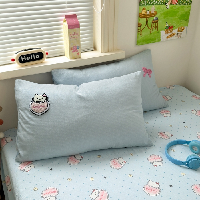 91家纺网 家纺一手货源 找家纺 三元色 2025新款云感毛巾绣四件套 爱心猫咪-蓝