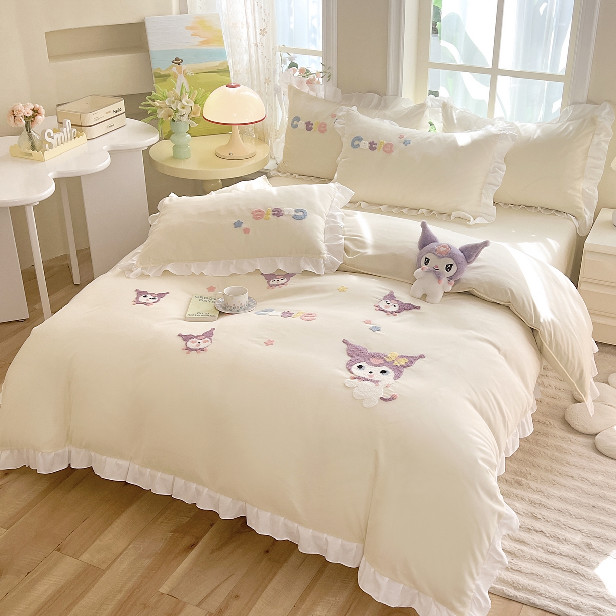 91家纺网 家纺一手货源 找家纺 雨菲家纺 2025新款学生季水洗棉毛巾绣花荷叶花边三件套四件套床单床笠款 米米兔杏