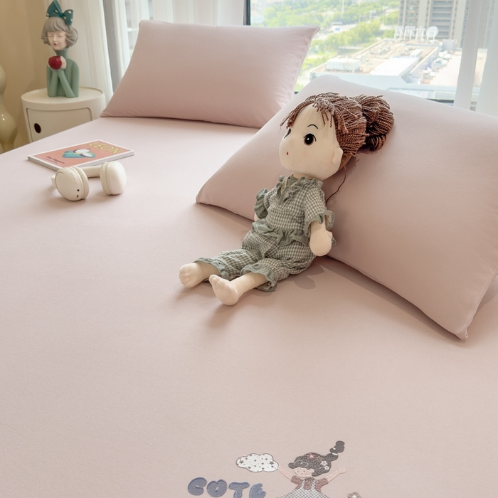 91家纺网 家纺一手货源 找家纺 米菲 2025新款高密针织棉印花床笠-梦幻 梦幻--少女粉