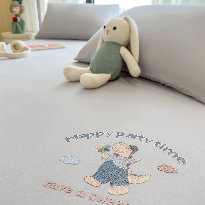 91家纺网 家纺一手货源 找家纺 米菲 2025新款高密针织棉印花床笠-梦幻 梦幻--高级灰