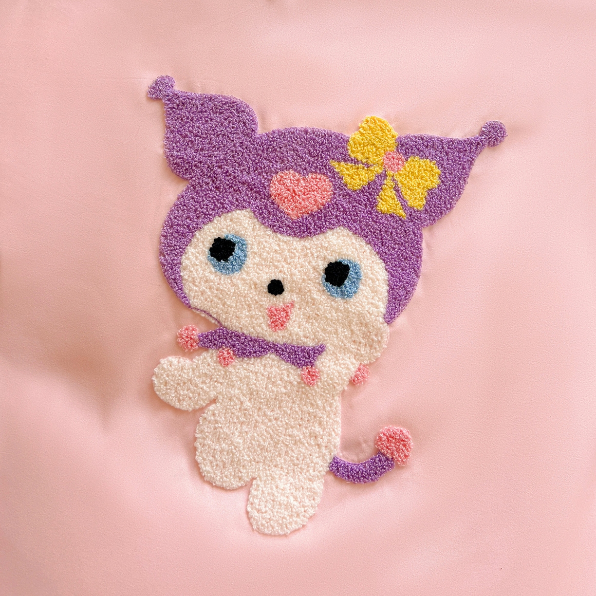 91家纺网 家纺一手货源 找家纺 雨菲家纺 2025新款学生季水洗棉毛巾绣花荷叶花边三件套四件套床单床笠款 米米兔粉