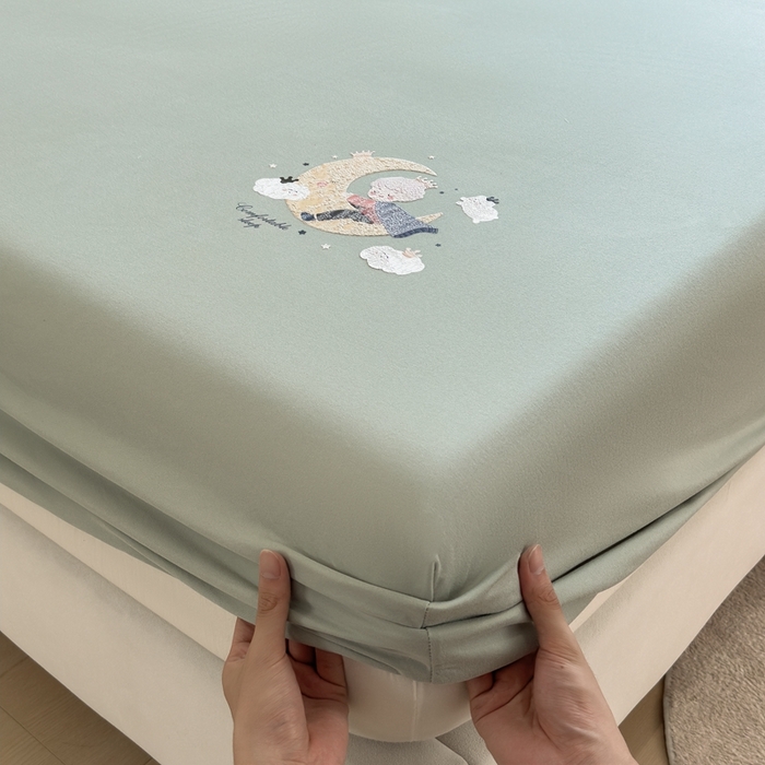 91家纺网 家纺一手货源 找家纺 米菲 2025新款高密针织棉印花床笠-梦幻 梦幻--苹果绿