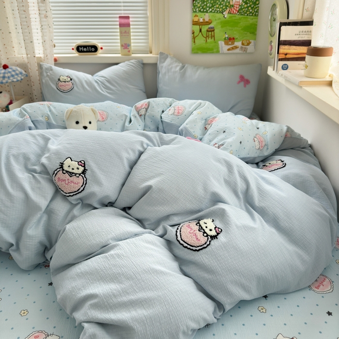 91家纺网 家纺一手货源 找家纺 三元色 2025新款云感毛巾绣四件套 爱心猫咪-蓝