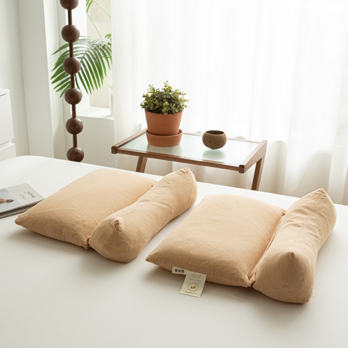 91家纺网 家纺一手货源 找家纺 萌番宝 2025新款A类水洗棉全棉三角方格二合一组合荞麦枕头草本清香荞麦腰枕 黄色三角46*16+方枕46*28