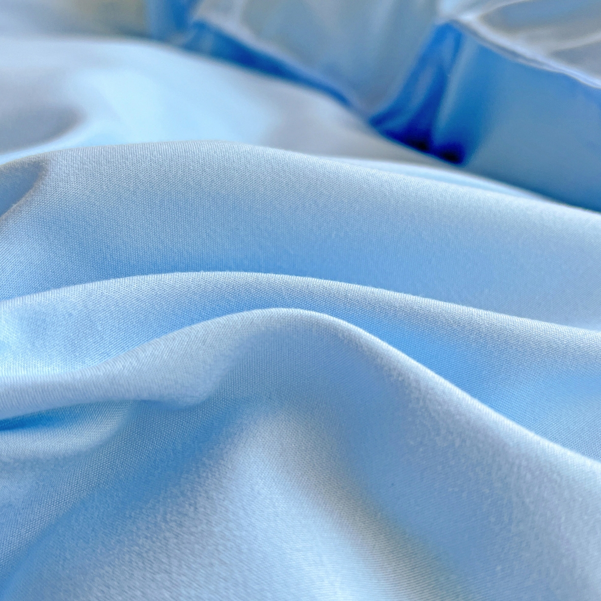 91家纺网 家纺一手货源 找家纺 雨菲家纺 2025新款学生季水洗棉毛巾绣花荷叶花边三件套四件套床单床笠款 开心狗蓝