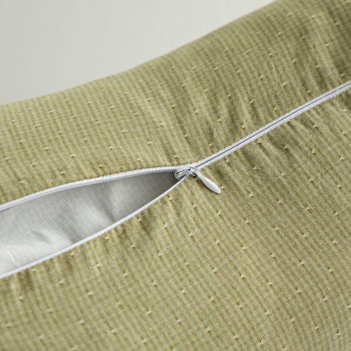 91家纺网 家纺一手货源 找家纺 萌番宝 2025新款A类水洗棉全棉三角方格二合一组合荞麦枕头草本清香荞麦腰枕 绿色三角46*16+方枕46*28