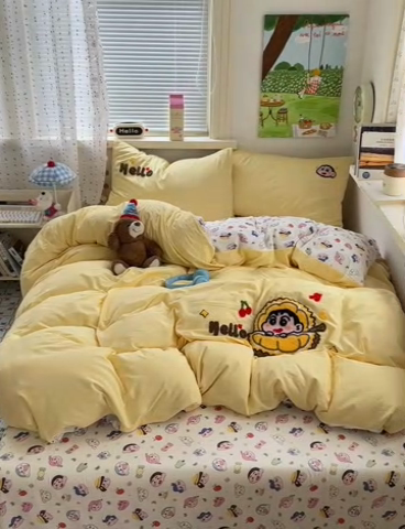 91家纺网 家纺一手货源 找家纺 三元色 2025新款云感毛巾绣四件套 榴莲小新