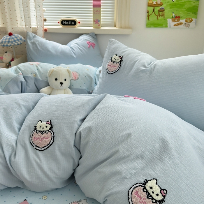 91家纺网 家纺一手货源 找家纺 三元色 2025新款云感毛巾绣四件套 爱心猫咪-蓝