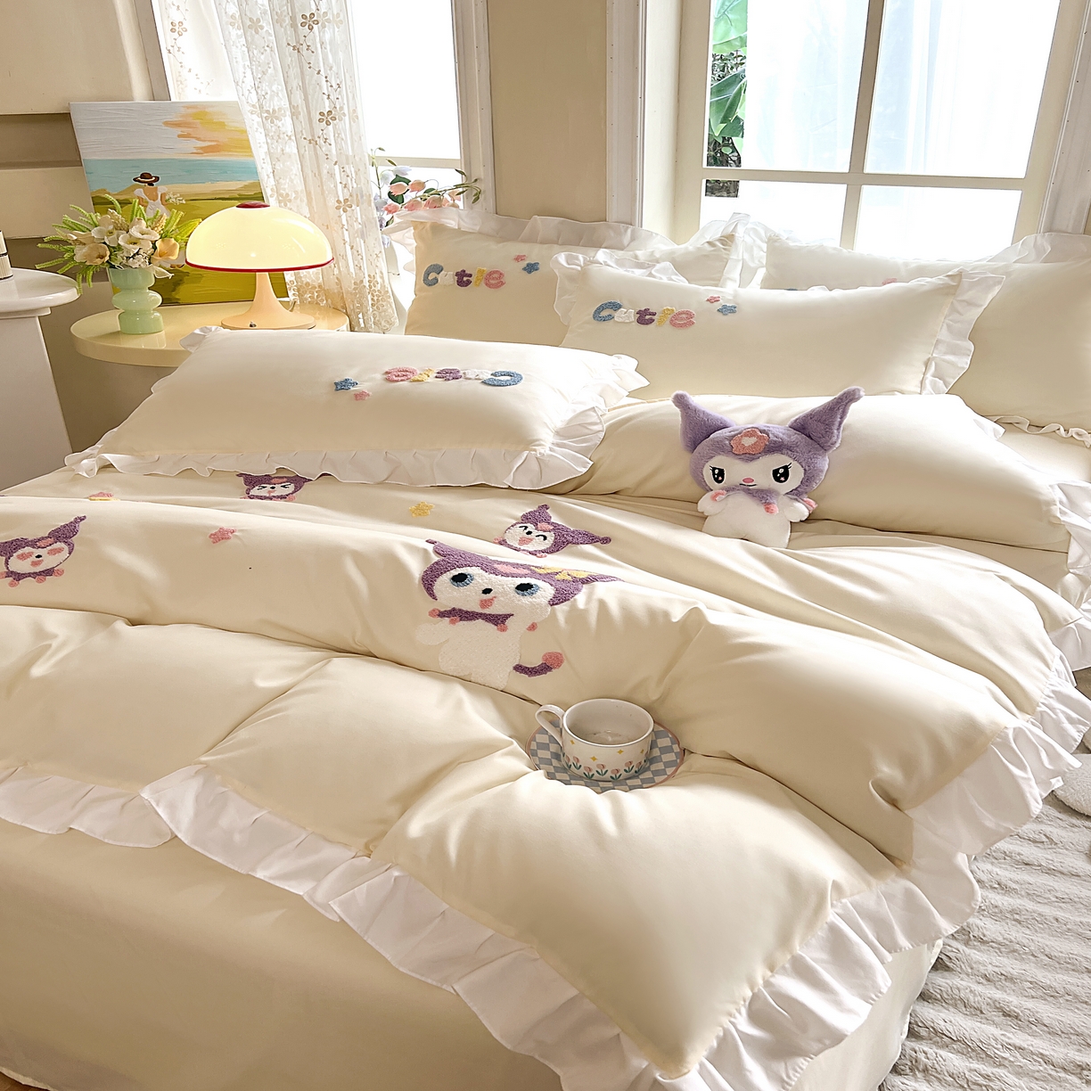 91家纺网 家纺一手货源 找家纺 雨菲家纺 2025新款学生季水洗棉毛巾绣花荷叶花边三件套四件套床单床笠款 米米兔杏