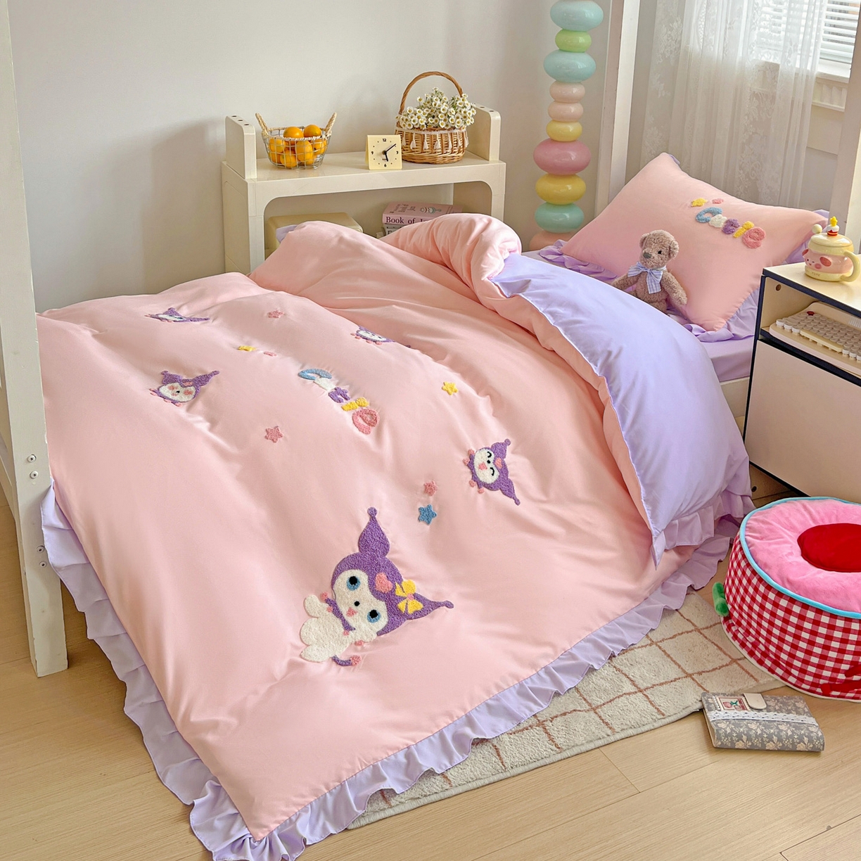 91家纺网 家纺一手货源 找家纺 雨菲家纺 2025新款学生季水洗棉毛巾绣花荷叶花边三件套四件套床单床笠款 米米兔粉紫