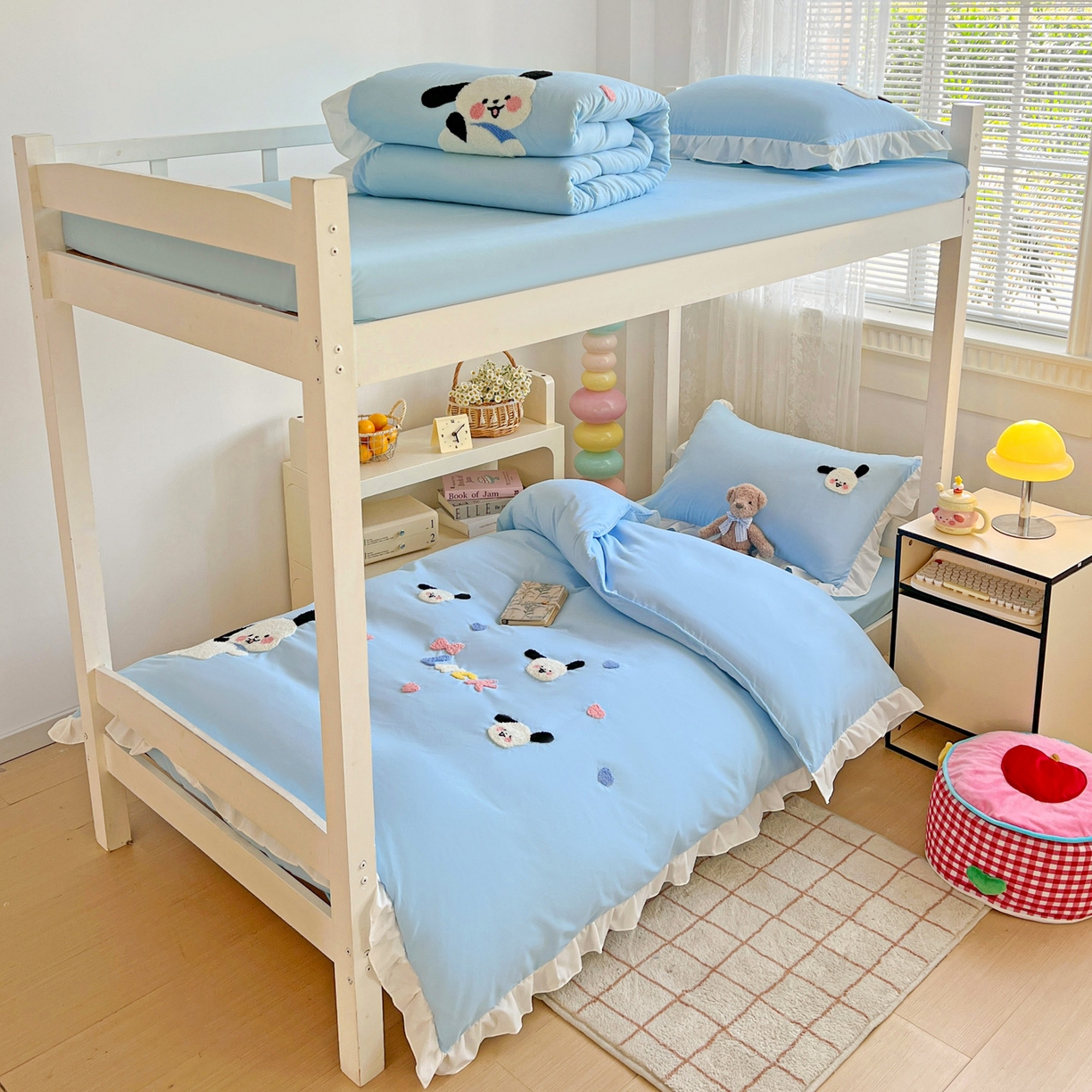 91家纺网 家纺一手货源 找家纺 雨菲家纺 2025新款学生季水洗棉毛巾绣花荷叶花边三件套四件套床单床笠款 开心狗蓝