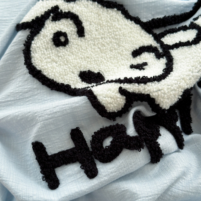 91家纺网 家纺一手货源 找家纺 三元色 2025新款云感毛巾绣四件套 调皮小新