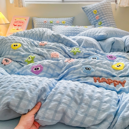 千希家纺 2025新款高克重超柔泡泡纱毛巾绣泡芙精灵系列四件套 泡芙精灵-天空蓝