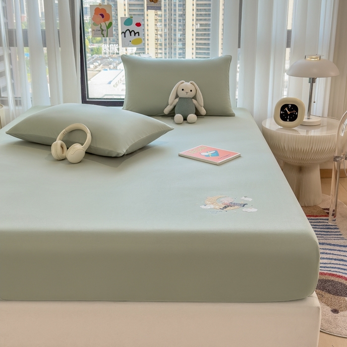 91家纺网 家纺一手货源 找家纺 米菲 2025新款高密针织棉印花床笠-梦幻 梦幻--苹果绿