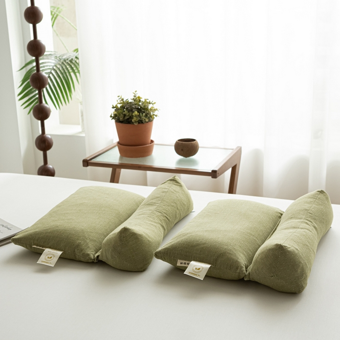 91家纺网 家纺一手货源 找家纺 萌番宝 2025新款A类水洗棉全棉三角方格二合一组合荞麦枕头草本清香荞麦腰枕 绿色三角46*16+方枕46*28