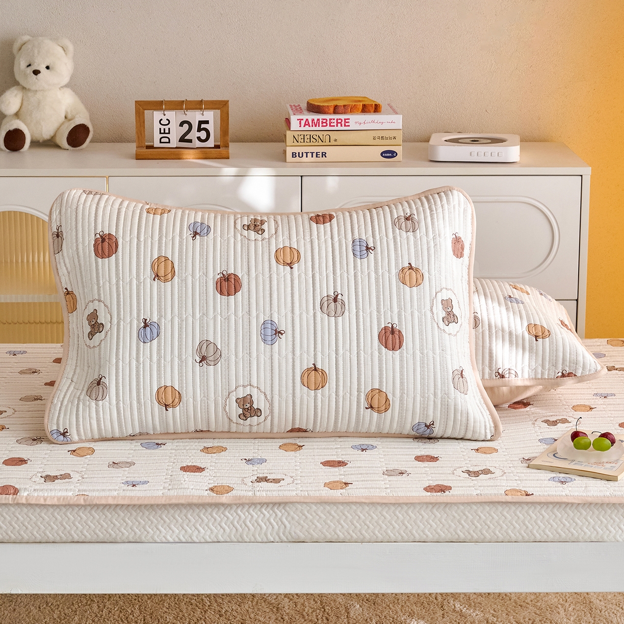 91家纺网 家纺一手货源 找家纺 X猫先生 2025小清新全棉学生床盖-新增花型 南瓜熊