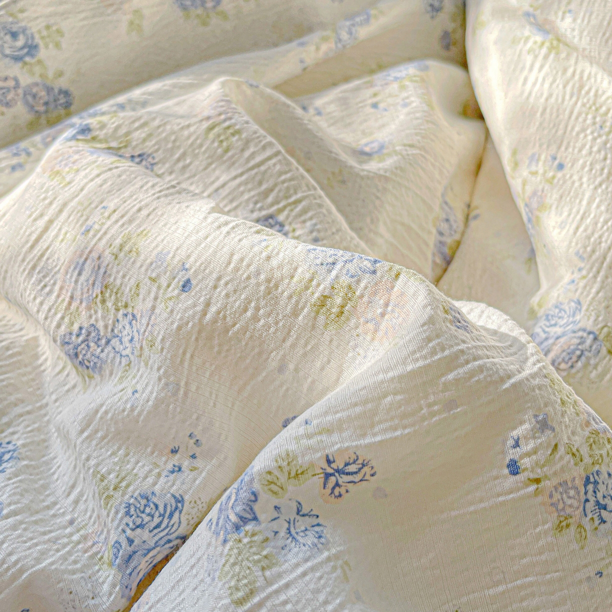 91家纺网 家纺一手货源 找家纺 水木坊 2025新款皱皱双层纱镂空花边四件套 一帘幽梦