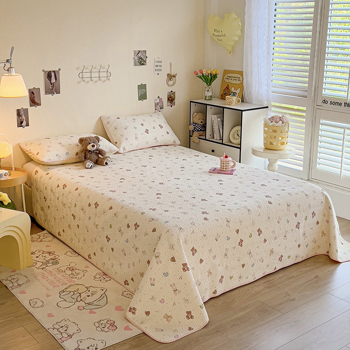 91家纺网 家纺一手货源 找家纺 羽爱家纺2025全棉13372新疆棉花床盖三件套 兔兔熊