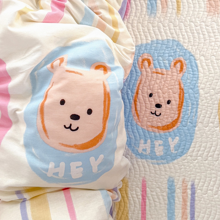 91家纺网 家纺一手货源 找家纺 羽爱家纺2025全棉13372新疆棉花床盖三件套 维尼日记