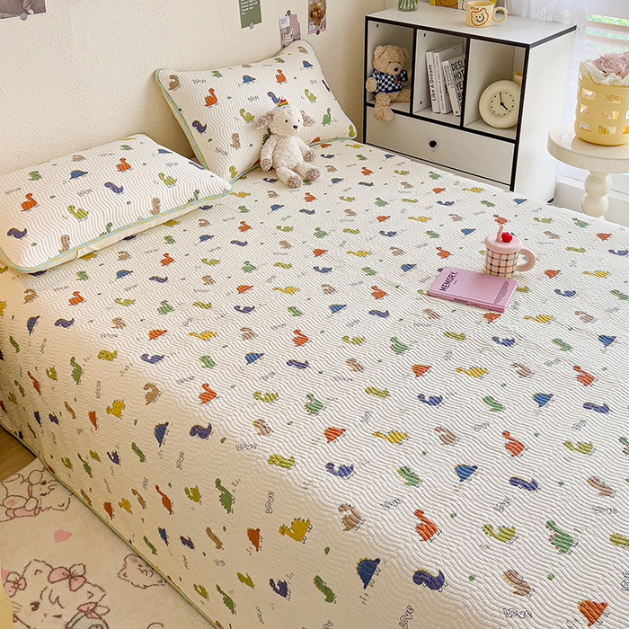 91家纺网 家纺一手货源 找家纺 羽爱家纺2025全棉13372新疆棉花床盖三件套 恐龙茶茶