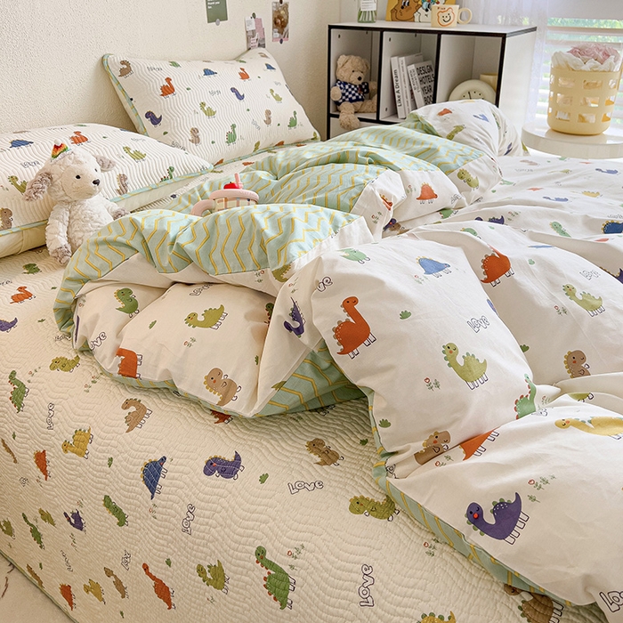 91家纺网 家纺一手货源 找家纺 羽爱家纺2025全棉13372新疆棉花床盖三件套 恐龙茶茶