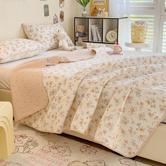 91家纺网 家纺一手货源 找家纺 羽爱家纺 2025全棉13372新疆棉花床盖四件套 花小莱