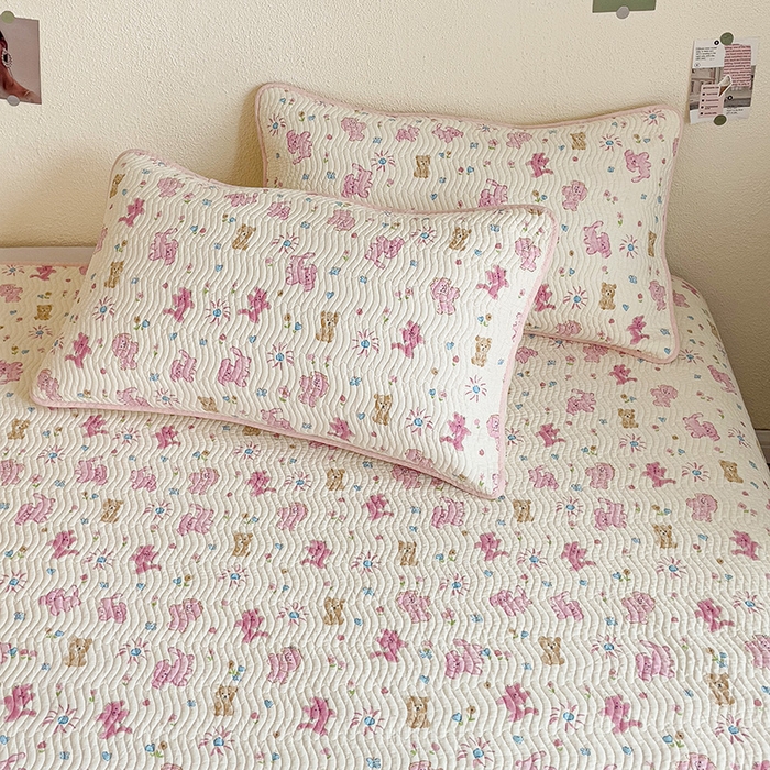 91家纺网 家纺一手货源 找家纺 羽爱家纺 2025全棉13372新疆棉花床盖四件套 粉色花火