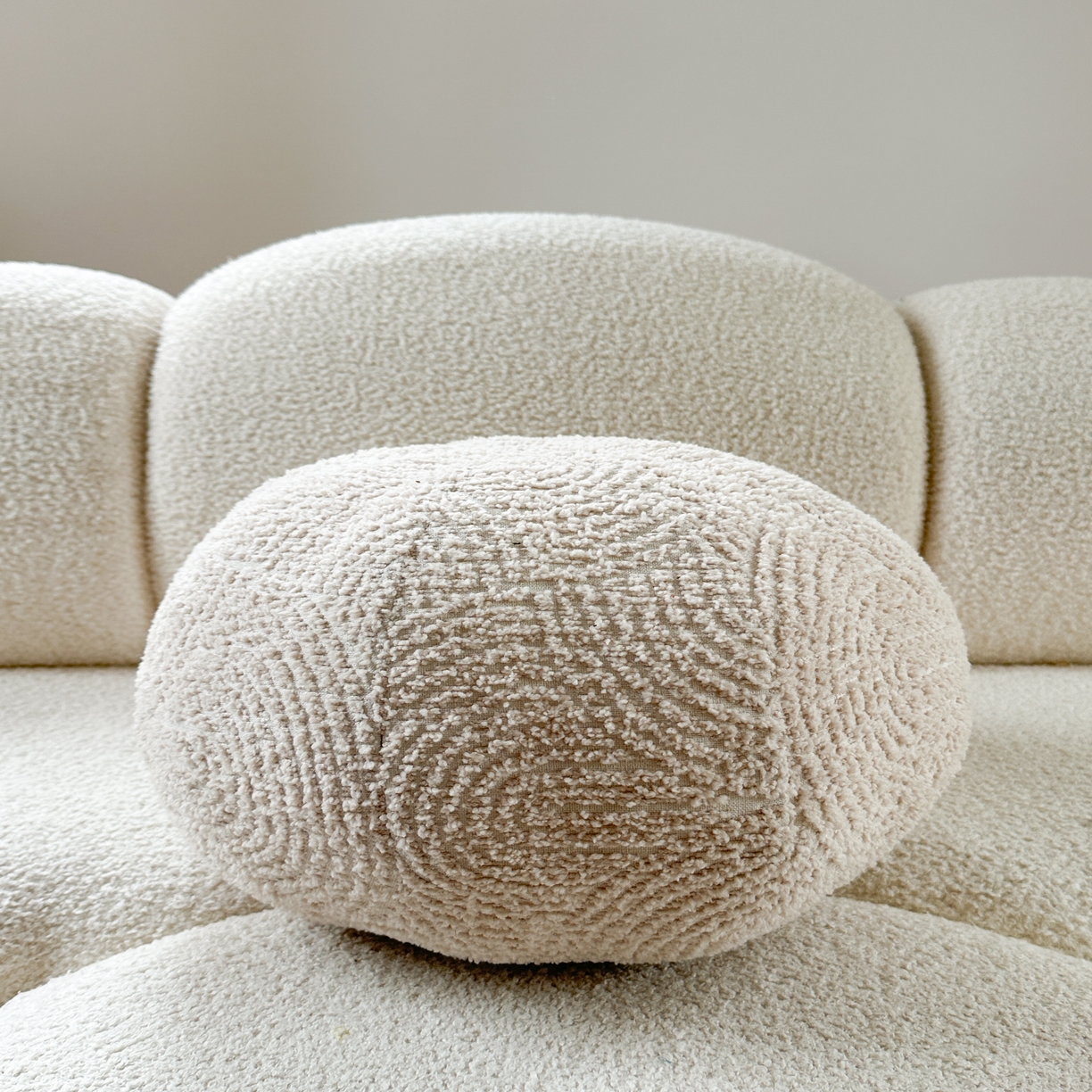 91家纺网 家纺一手货源 找家纺 （总）918拾朵家居 2025新款北欧ins风创意抱枕