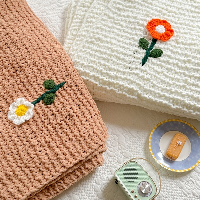 91家纺网 家纺一手货源 找家纺 （总）918拾朵家居 2025新款纯手工立体花朵绒毯