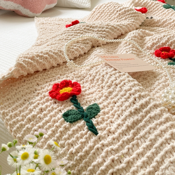 91家纺网 家纺一手货源 找家纺 918拾朵家居 2025新款纯手工立体花朵绒毯 米色