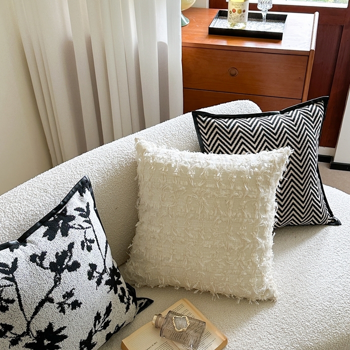 91家纺网 家纺一手货源 找家纺 （总）918拾朵家居 2025新款黑白复古风轻奢抱枕长条腰靠